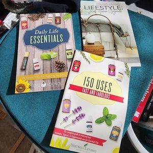 Essential oil guide books